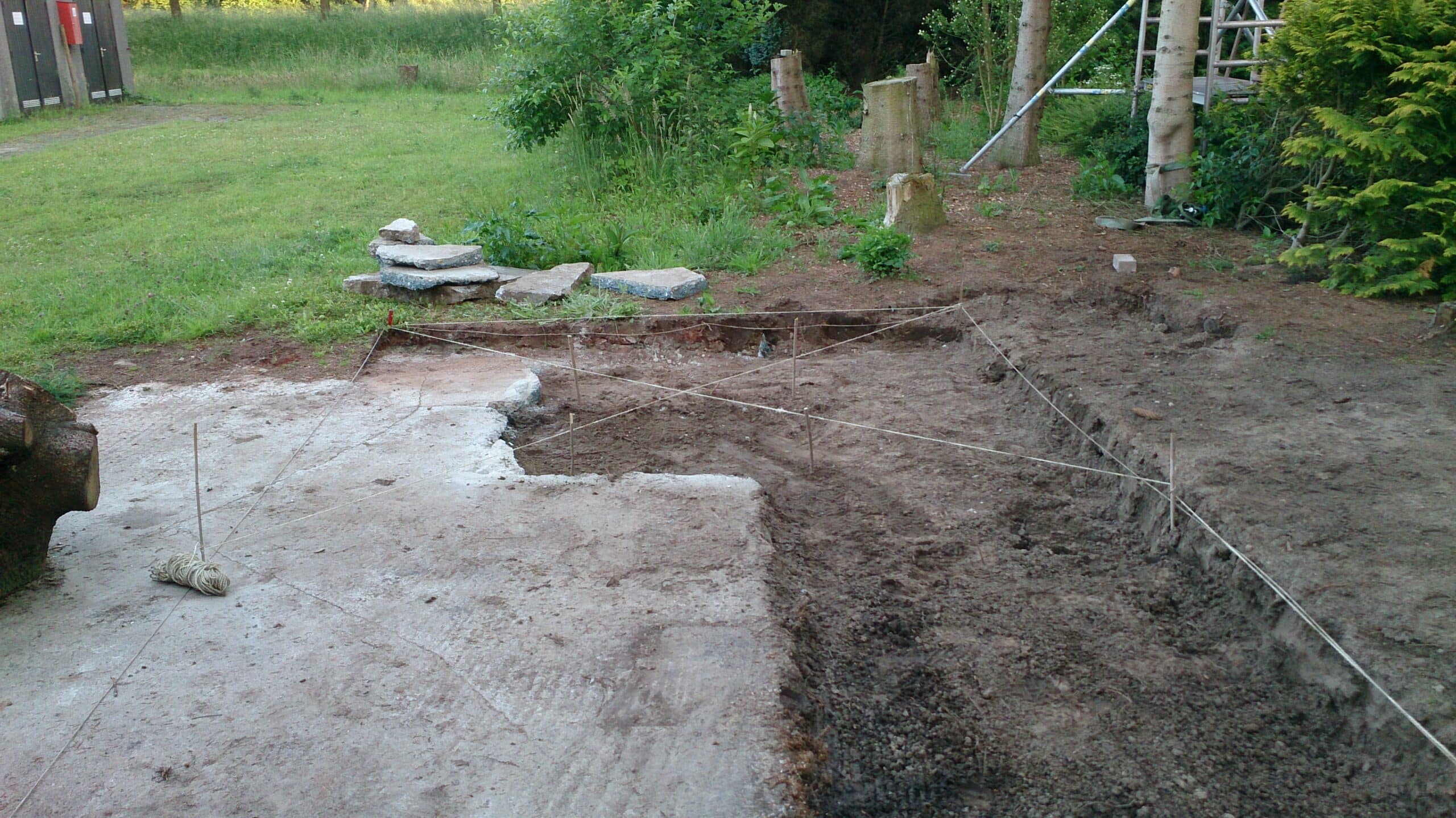 Huidige stand van zaken. Betonplaat is 5×2 en sterrenwacht wordt 6×3. Er komt een nieuwe v