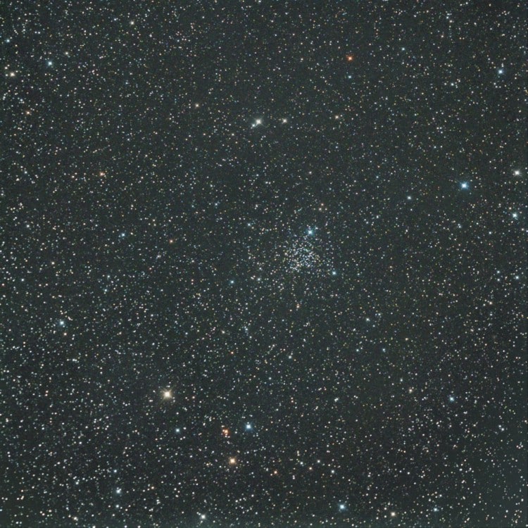 Dit is een opname van NGC 1245 in Perseus ook gemaakt met de E 180 ED en een kwartier belicht. Bedan