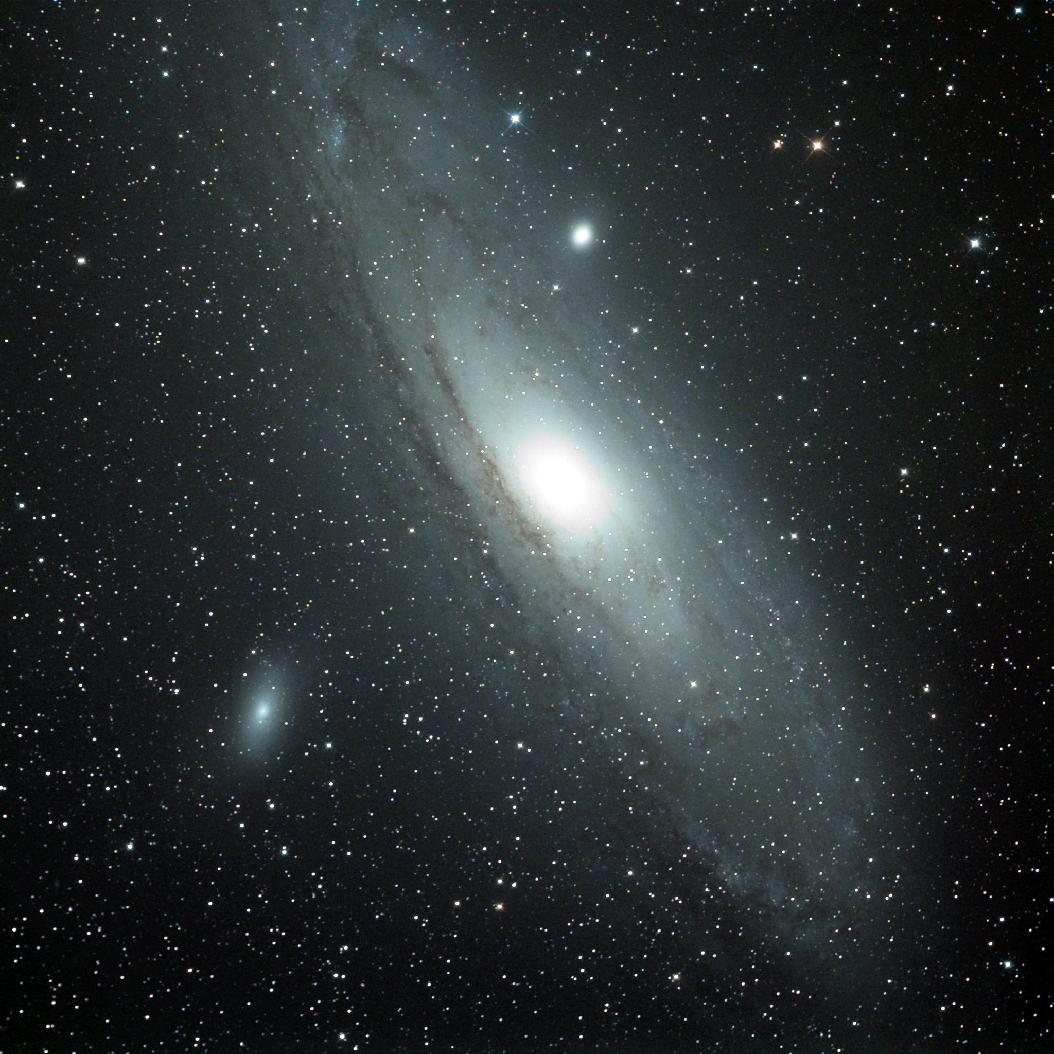 Ook M 31, M 32 en NGC 205 mochten niet ontbreken in deze eerste nacht van September! Een kwartier be