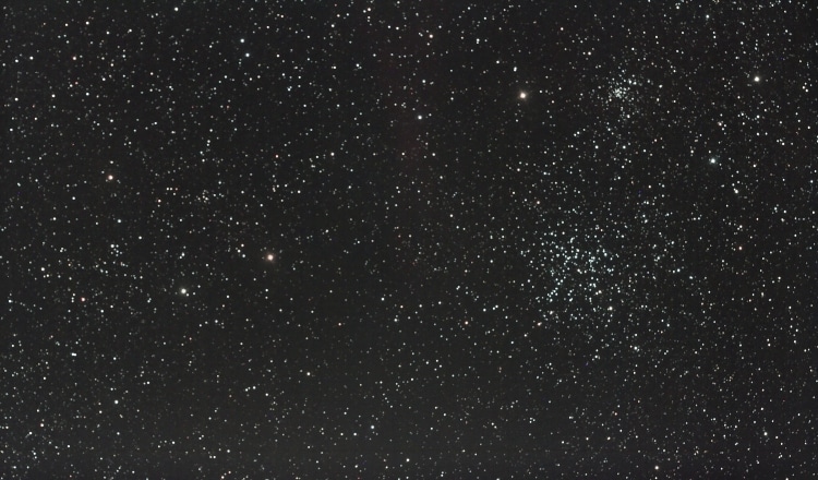Als laatste een opname van M 38 en NGC 1907 10 x 1 minuut. Bedankt voor het kijken. M 38 NGC 1907 Te