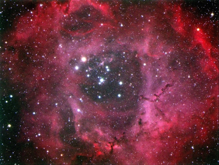 Ik heb de opname van NGC 2237 de Rosette nevel, wat aangepast en verbeterd, zie hier het resultaat.