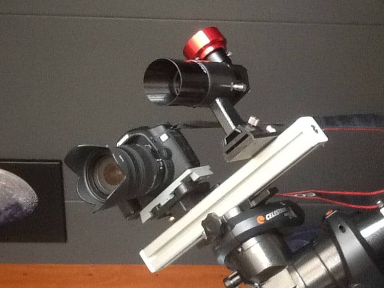 Slecht weer-tijd=knutseltijd. Op een Celestron CG5-GT een bevestiging gemaakt voor de dslr met Manfr