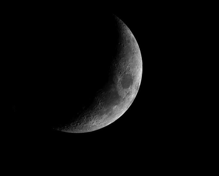 Nog een foto van de maan afgelopen donderdagavond (23/4) met mijn Polarex 31 frames t=1/50 sec ISO 4