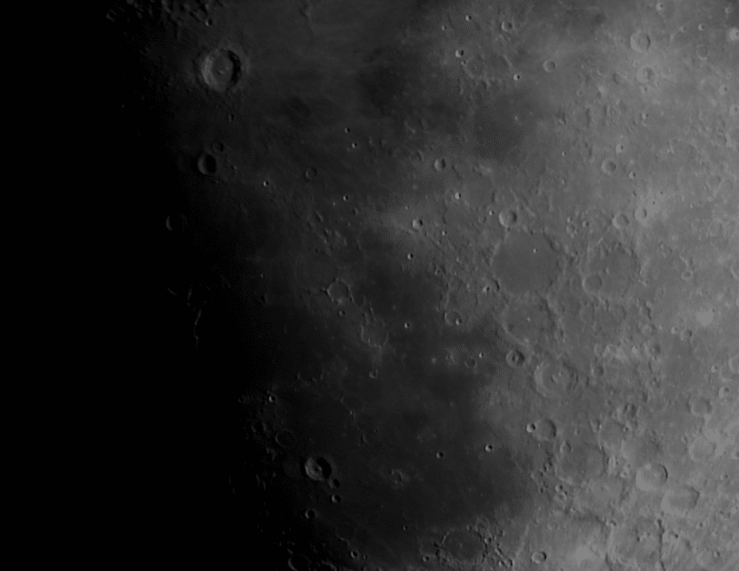 Nog een foto genomen gisteren avond met de kraters Copernicus Reinhold en Landsberg Maan 28-4-2015 P
