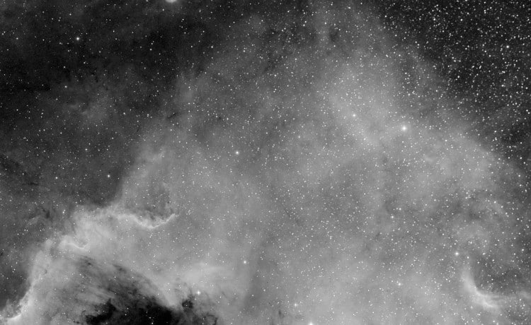 Als laatste opname van die nacht, 21 mei, een opname van NGC 7000 met de FSQ 106 F 5 en de STT 8300