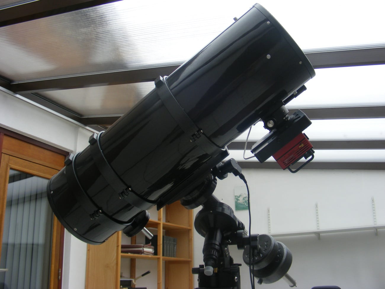 Hier twee opnamen van mijn Boren Simon F 2,8, de eerste met volgkijker van 80mm F 7 en de tweede met