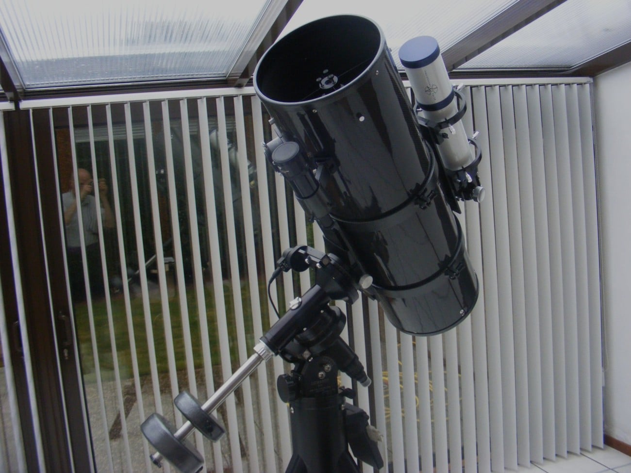 Hier twee opnamen van mijn Boren Simon F 2,8, de eerste met volgkijker van 80mm F 7 en de tweede met