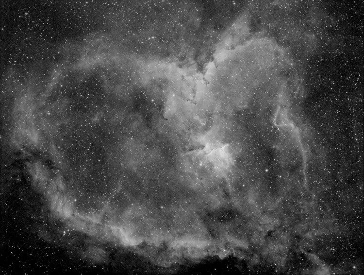 Dit is IC 1805, the Hart en Soul Nebula, die vraagt om in kleur te worden opgenomen, een klusje in d
