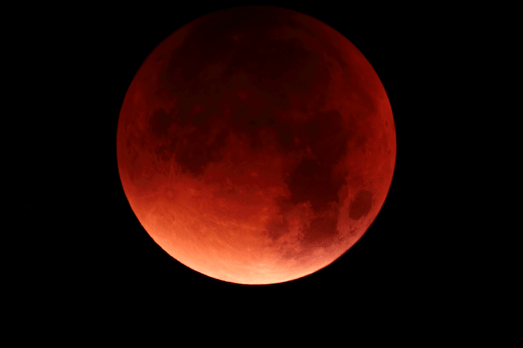Maansverduistering met de Polarex 5 opnames in RS t=10 sec ISO 200 Maansverduistering 28-9-2015 t =