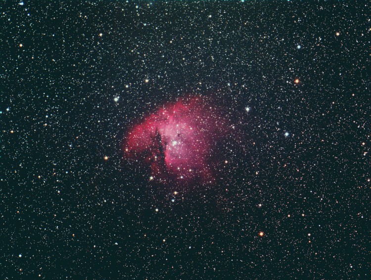 Dit is NGC 281, de PACMAN nevel die ik al eerder door de Boren Simon heb vastgelegd, maar ik heb nu