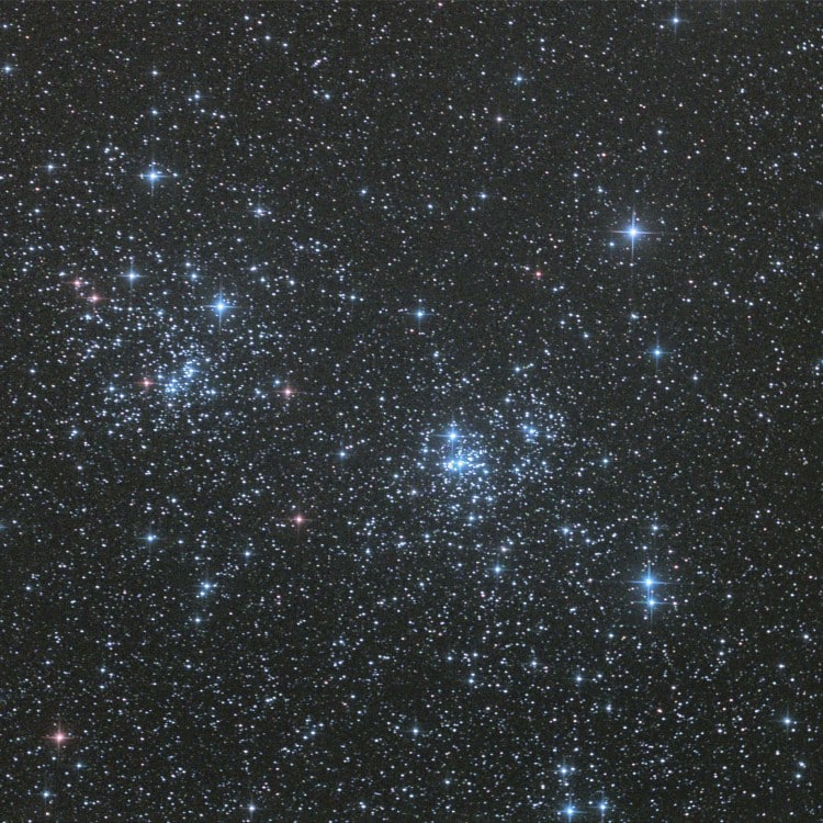 Een opname van de dubbele sterrenhoop in Perseus in de nacht van 9 september met de BS 250 op F 2,8,