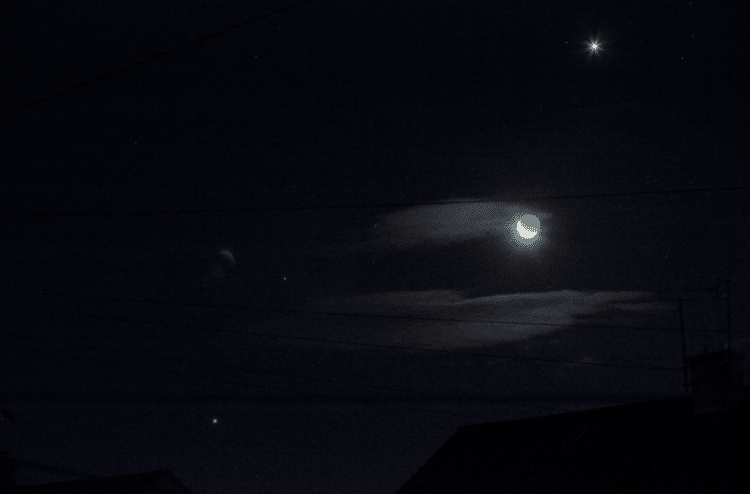 Een sfeerplaatje van de samenstand van Venus, Maan, Mars en Jupiter op 9 oktober om 5,00 uur in Bonn
