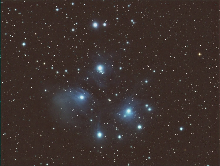Hier mijn versie van M 45, helaas woon ik niet in Portugal en moet ik met minder genoegen nemen. Gem