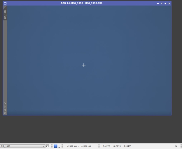 In Pixinsight neem je een flatframe en kijkt met de readout options (onder in de balk) Dan de waarde
