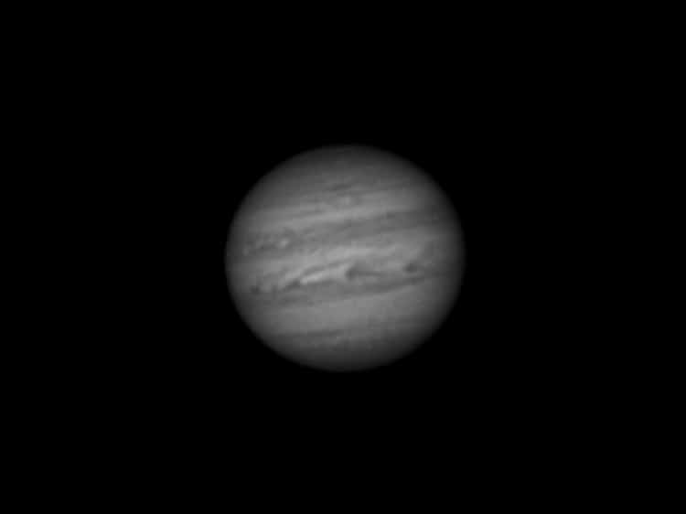 Ondanks de hevige turbulentie af en toe toch nog enigszins een acceptabele plaat van Jupiter kunnen 