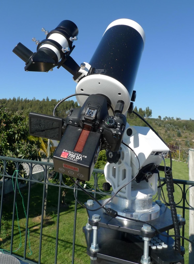 Bij Jimmy een Maksutov 127 gekocht. Dit is een reis-telescoopje maar met 3.5kg en en 1500mm brandpun