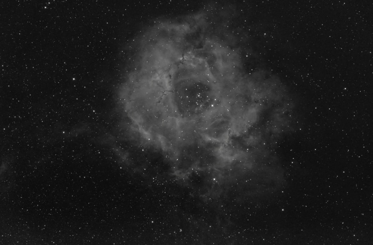 Hier mijn eerste H alpha opname van NGC 2244. 13 x600 sec canon 600D. Tips en opmerkingen zijn altij