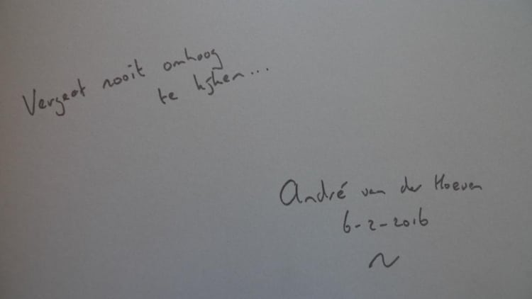 Sinds ik het boek heb struikel ik de hele tijd. P1090467