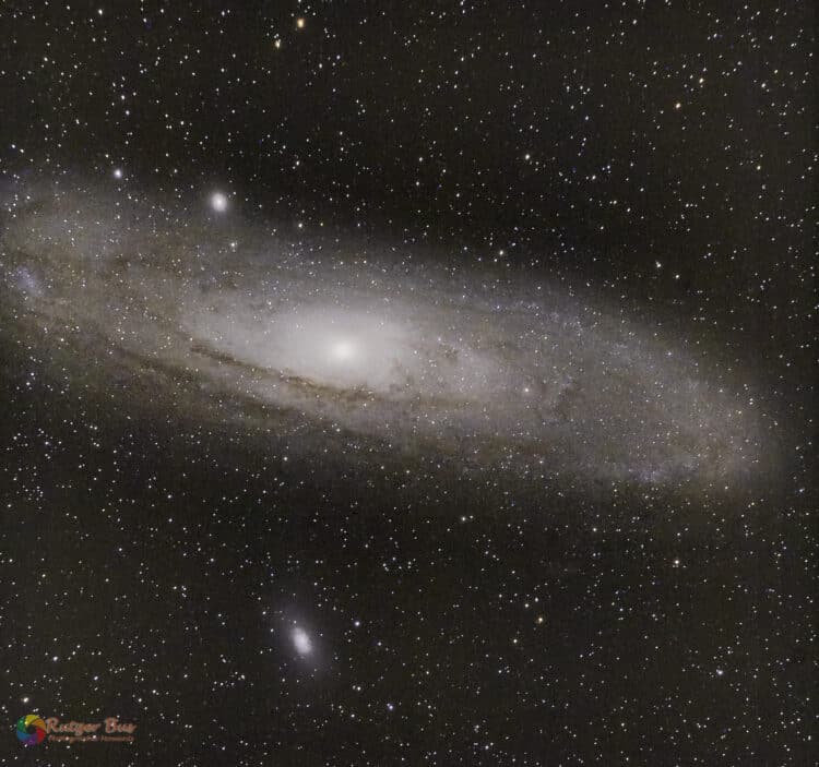 Gisteren een testrun gedaan op M31 met de Meade LXD 6″ Schmidt Newton. Uiteraard gaat het nooi