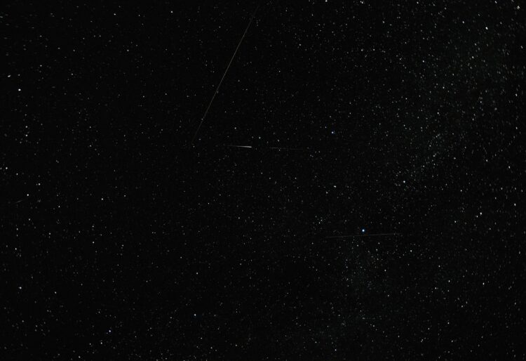 Voor @keesscherer, de ongeduldige :-). Stacken van vallende sterren in PixInsight. Voorlopige enige 