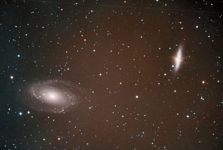 Hier een tweede foto uit de Ardeche van M81/M82: 910/130mm + 0.8x reducer ATIK 383L+ mono Baader fil