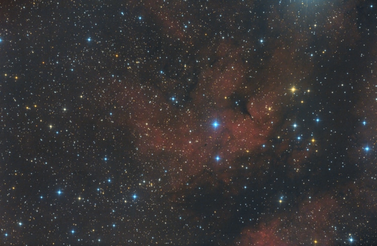 Gedurende 29 augustus t/m 1 september heb ik een aantal objecten (NGC 6992, NGC 7023, NGC 6888 en IC