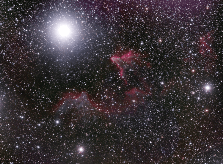 Gisteren eindelijk weer een keer helder, gelijk maar de Cas Nevel vastgelegd (IC59), totaal 10x RGB