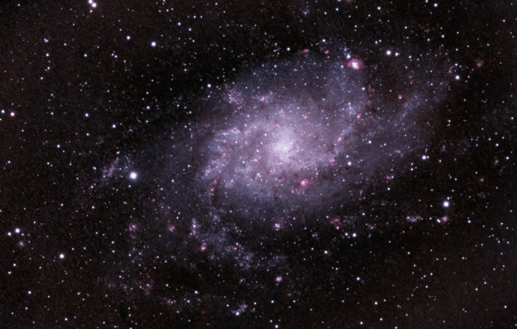 De Driehoeksnevel (M33), de 21x 900 sec afgelopen week geschoten met de ASI 1600mm onder slechte oms