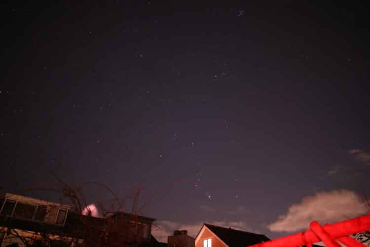 Nog een paar test shots van 5 sec. met de 24mm/f1.4 lens in de zuid-oostelijke richting deze avond