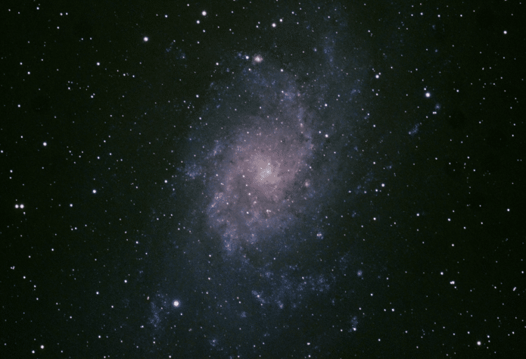 M33 opgenomen op 4 december met de TEC 140 F7 van Copernicus. Foto’s van 4 min totaal ca 40 min me