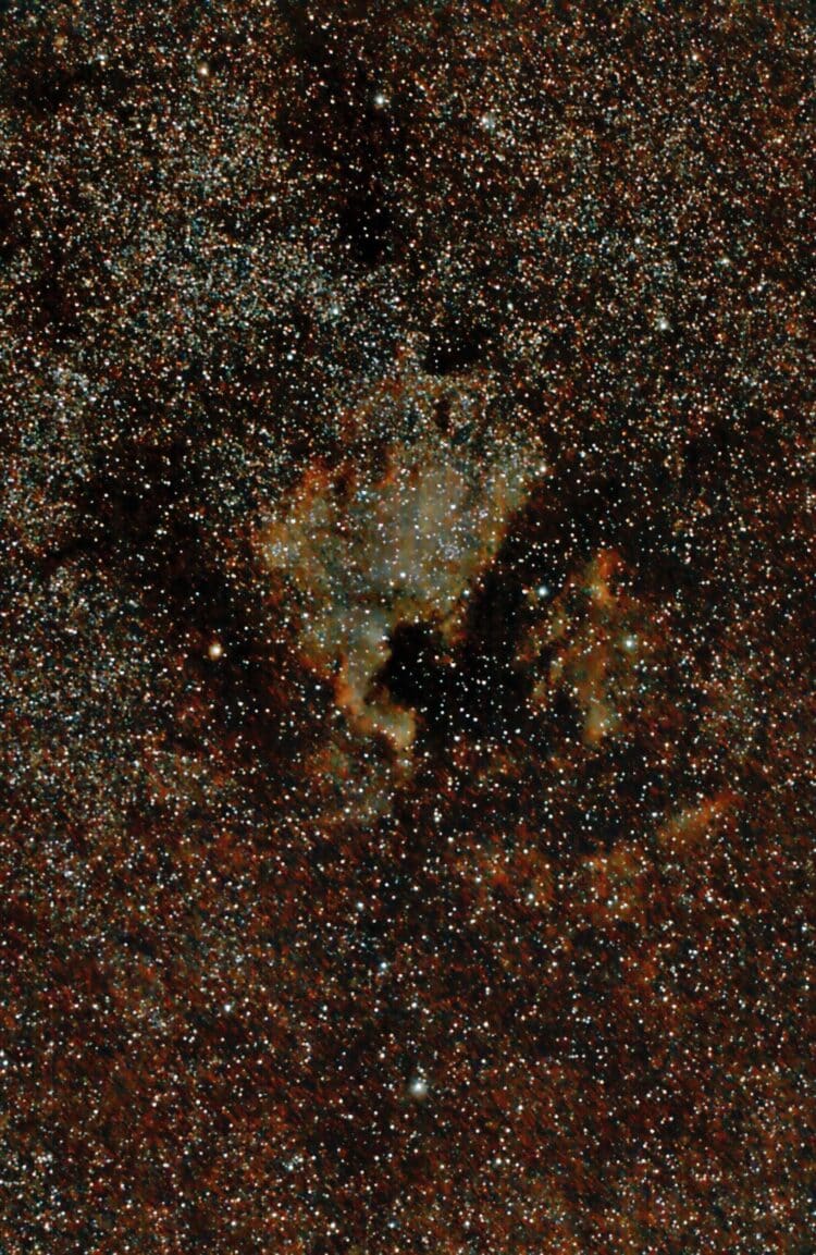 Bij dezen nog een (beginners) opname van ngc7000 dd 6 sept jl. tamron 150/600. 150mm f5.6, 90sec bij
