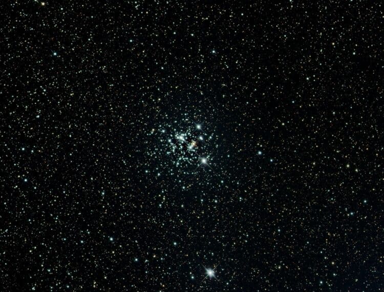 Opname van the Jewel Box met T33 van iTelescope, mijn eerste zelfstandige bewerking in PixInsight, b