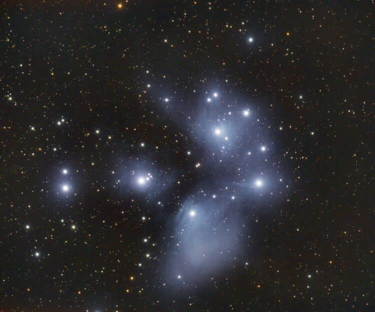 Ach, de astrofotografie. Ik heb er zowat een haat-liefde relatie mee :-) Ik heb een aantal opnames