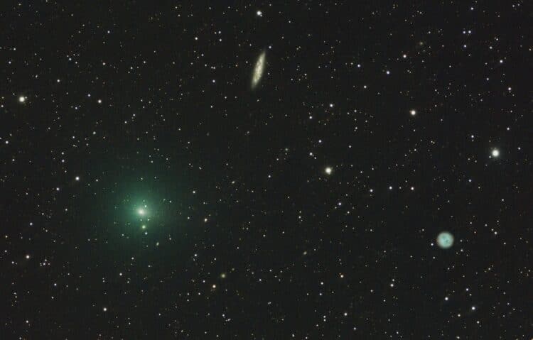 Komeet 41P/Tuttle-Giacobini-Kresak op 22 maart 2017 20:00-20:45 nabij M108 en M97. Dit is versie 1 v