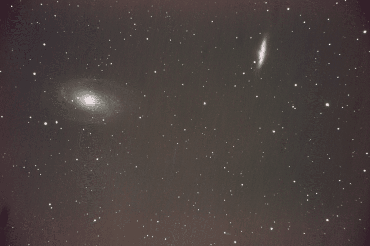 Now the picture of M81 and M 82 processed with APP. I think the result is already a lot better!M81-8