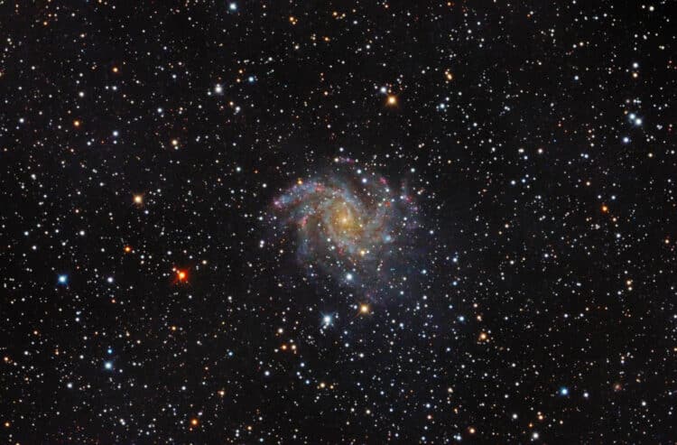 Test van CMOS camera, short sub exposure. QHY 163M 150x30s L en 150x30s RGB, 2.5h totaal GSO RC8, AP