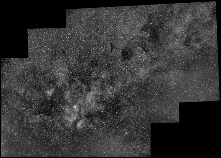 Nieuwsgierig geworden naar de Mosaic functie van APP heb ik de 3 Luminosity (extractie van de DSLR d