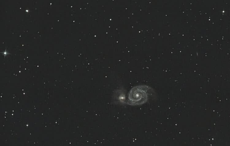 Vandaag mijn camera’s nog eens afgespeurd naar opnamen. M51 lights (23) en darks(19) van een j