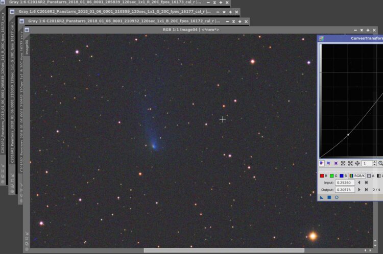 Poeh, die komeet is echt heel blauw. (3×120 sec met R,G,B)c2016R2Panstarrs-rgb-3x120sec