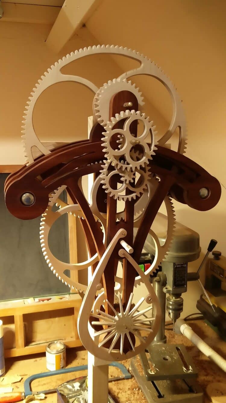 in zekere mate wel natuurlijk. Het is en blijft hout. Maar het soort hout maakt veel verschil, daaro