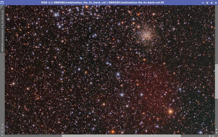 M35 bevat vooral blauwe sterren (B3, 18000 Kelvin) en NGC2158 vooral veel Oranje sterren(F0, 6000 Ke