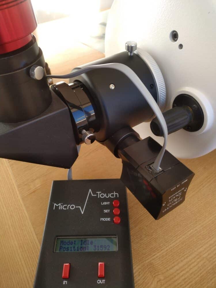 De extra (reserve) Starizona focusmotor die ik ook op de Esprit 100 heb zitten past ook op de Skywat