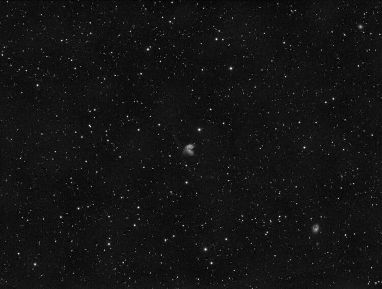 Gisteren een eerste poging kunnen doen voor NGC4038/39.  De wolken trokken zich in noord Nederland 