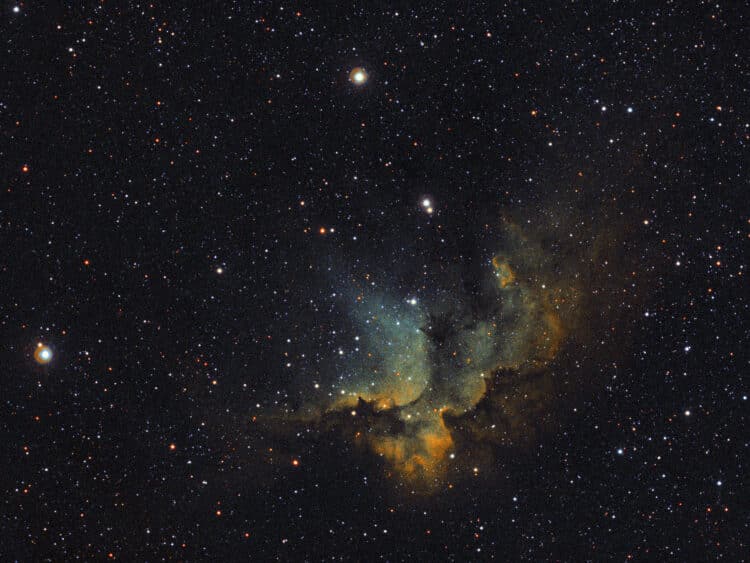Hoi Arie, deze komt qua nevel meer in de buurt van jouw versie. Nicolàscombine-RGB-image-St2s
