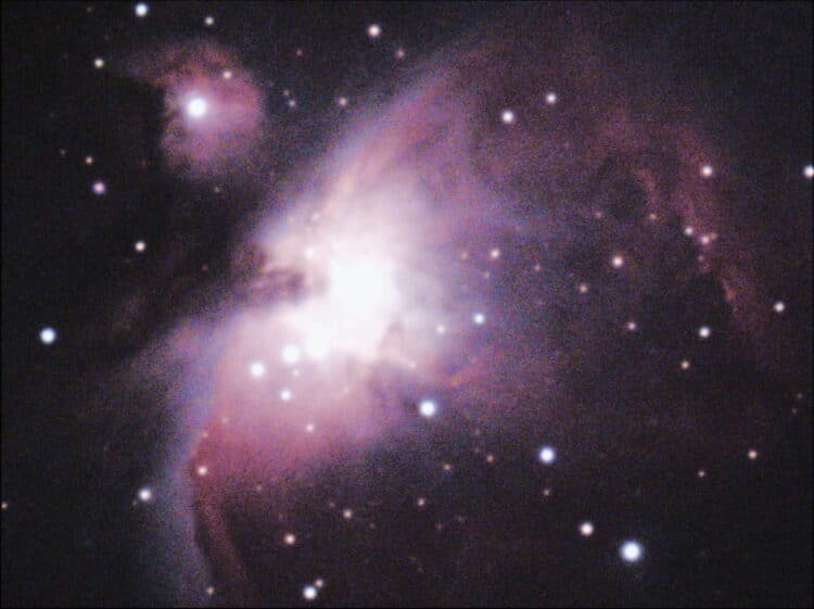 Hallo allemaal, Gisteren heb ik mijn allereerste deepsky foto gemaakt. Ik heb M42 genomen. NEQ6pro o