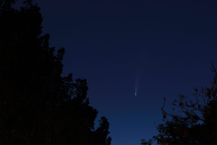 Nog een foto van de komeet C/2020 F3 Neowise genomen zondagmorgen 12-7 om ca 3,46 uur van uit Haarle