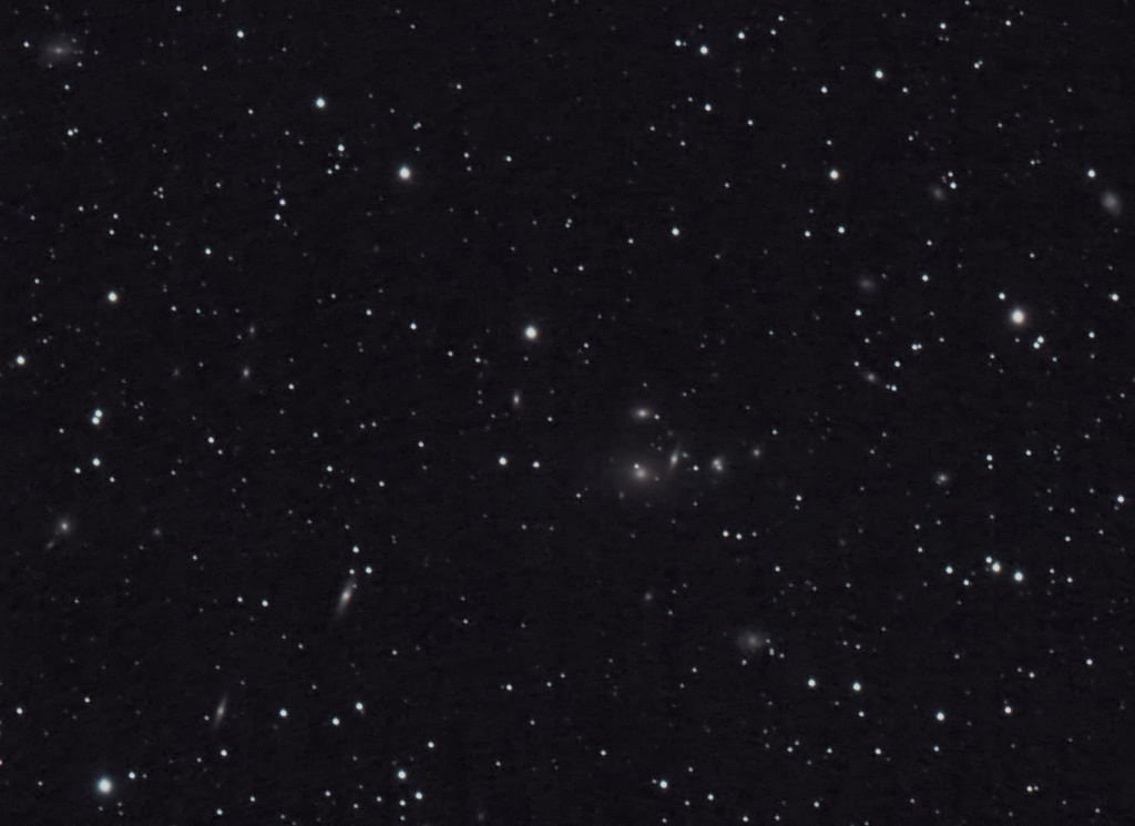 Abell 262 ligt in het sterrenbeeld  Andromeda. Het vormt een onderdeel van het Perseus-Vissen Super