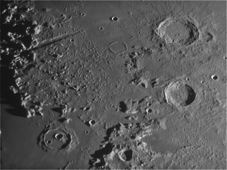 Het was weer zover, de Maan stond er prachtig op maar helaas was er veel turbulentie die op het la