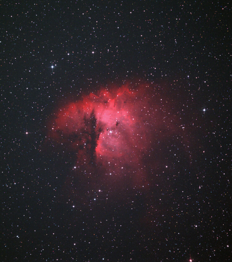 Komt nu NGC 281 beter over?Untitled2530 NGC 281 BS 250 F 2,8 ST 4000 XCM Optolong L Extreme TC 237 G