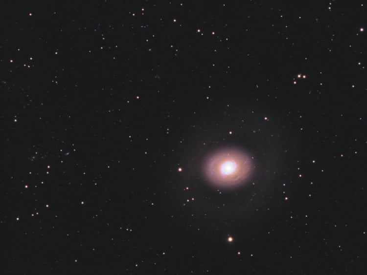 Deze twee nachten heb ik aan M94 besteed. De buitenste ring ervan is zo zwak dat één nacht niet vo